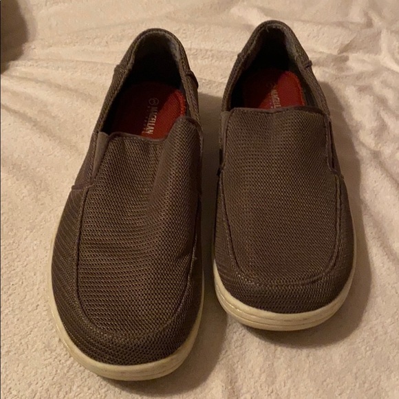 magellan slip on shoes